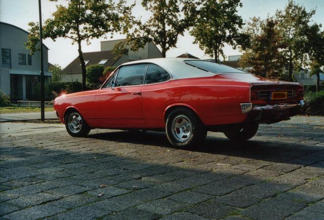 acommodore002ajcv